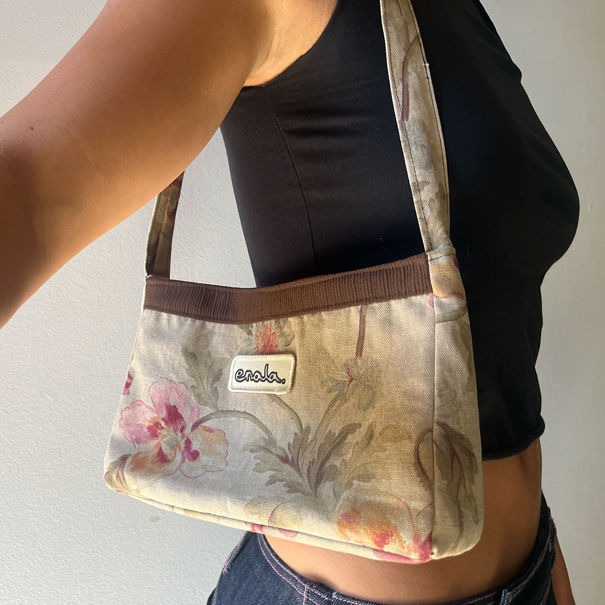 Lyla shoulder bag
