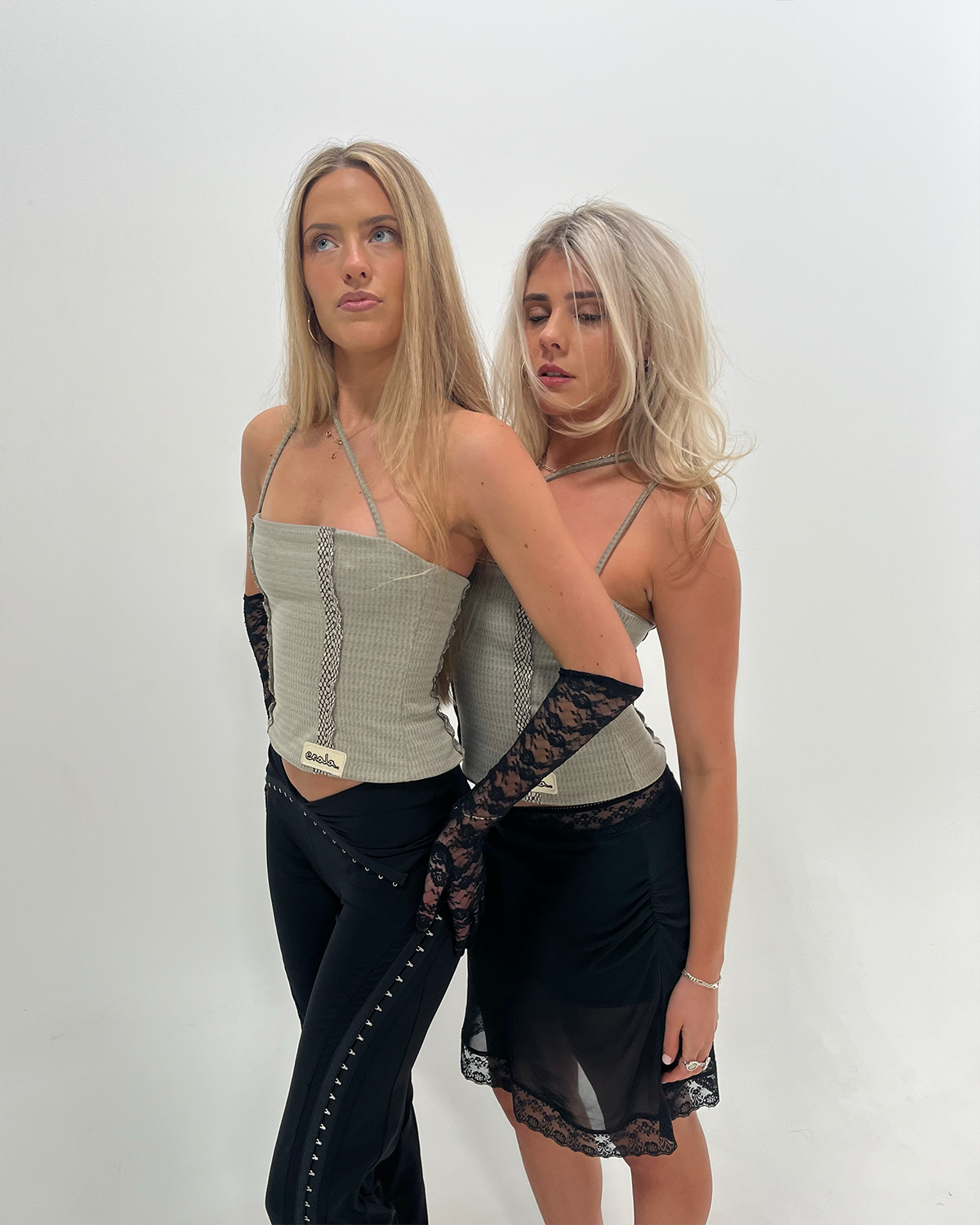 Snake top