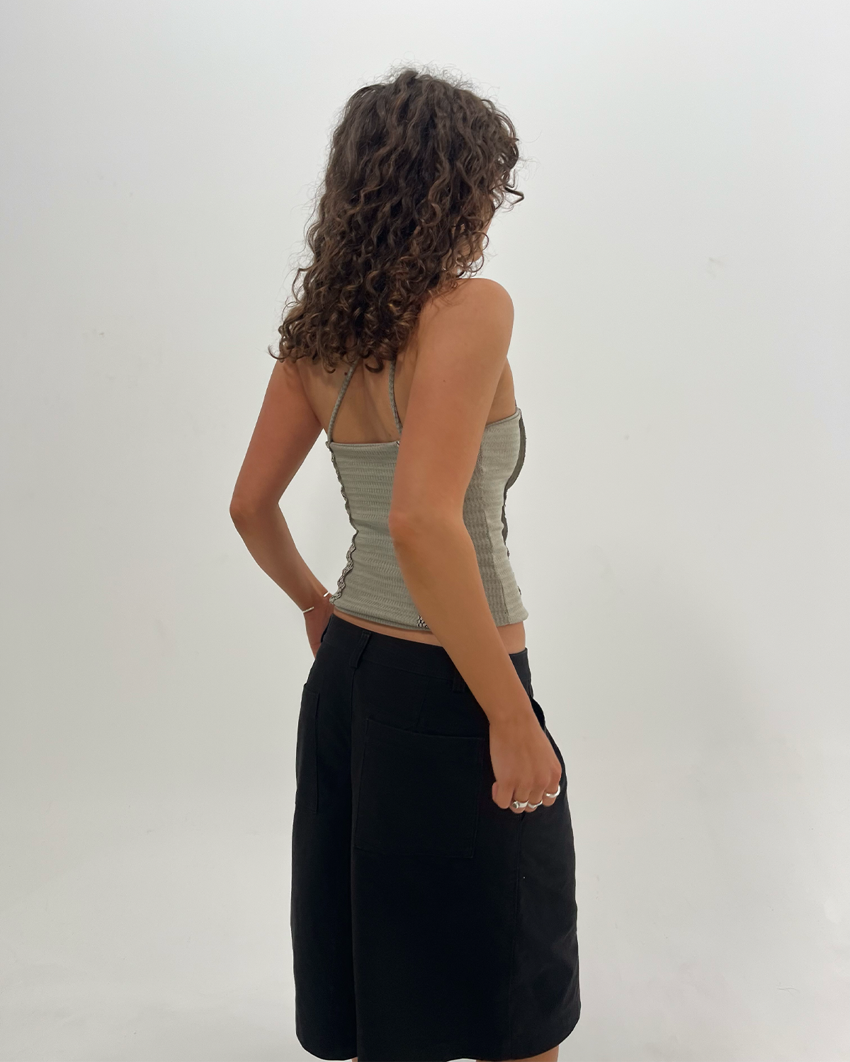 Snake top